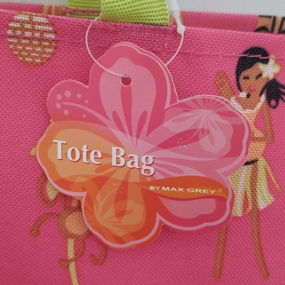 Hawaiian Tropical Island Themed Pattern Tote Bag - Picture 3 of 6